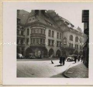 Das historische Hofbräuhaus am Platzl in München