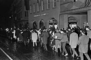 Freiburg: Fackelzug der Studenten