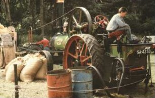 Fotografie: Antriebs- und Anbausystem, Dampfmaschine