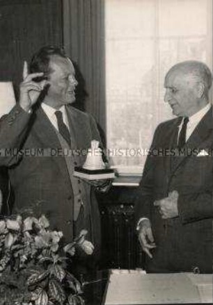 Willy Brandt im Gespräch