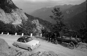 Stara Vrata Pass: Auffahrt zum Stara Vrata Pass [mit Pferdefuhrwerk]