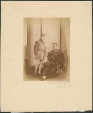 Felix Steinböck als Prinz Heinz und Lothar Mehnert als Heinrich IV. in "König Heinrich IV." (1.Teil) von William Shakespeare. Dresden: Schauspielhaus, Neueinstudierung 06.05.1926