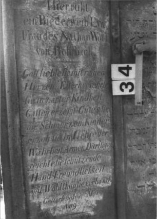 Grabstein 34 (Detailaufnahme 2)