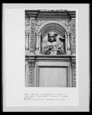 Chorgestühl, Südseite, Dorsalwand: Prophet Ezechiel