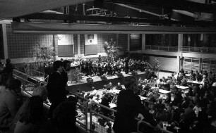 Eröffnung der Sport- und Mehrzweckhalle "Lustgartenhalle" in Hohenwettersbach