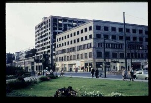 Ruine Europa-Haus 30.8.58.