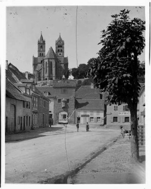 Breisach Stadtteilansicht von Osten, im Hindergrund Sankt Stephansmünster