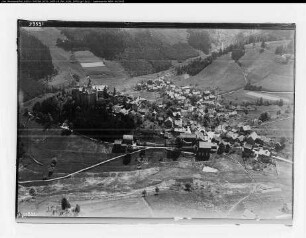 Lauenstein (b. Ludwigstadt), mit Burg Lauenstein
