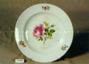 Teller mit Dekor "Natürliche Blume" ("Deutsche Blume")