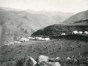 Lager der Bahnbauer bei Alausi, 1905
