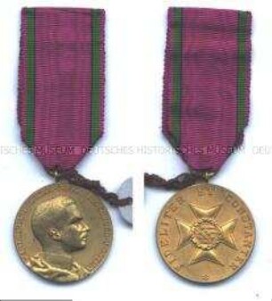 Sachsen-Ernestinischer Hausorden, Goldene Verdienstmedaille