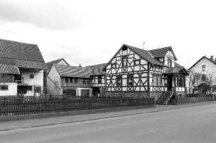 Wohnhaus (Wohnhaus mit Anbau, Fachwerk); Gemünden, Lindenstraße 8