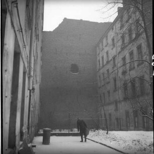 Negativ: Ruine, Gotenstraße 66, 1952