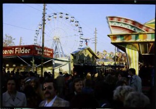Freiburg: Freiburger Herbstmess, Budenschaukel und Riesenrad