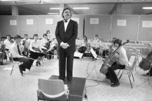 Otto-Hahn-Gymnasium. Konzert des Schulorchesters in der Reihe "Musik am Otto-Hahn-Gymnasium"