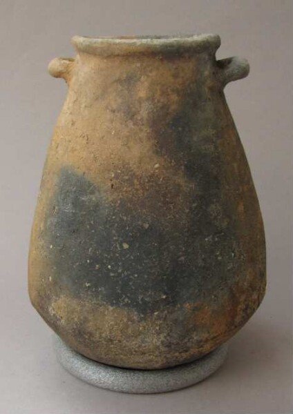 Clay vessel