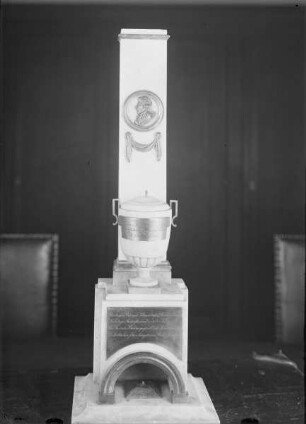 Denkmal für Prinz Friedrich Heinrich Ludwig von Preußen