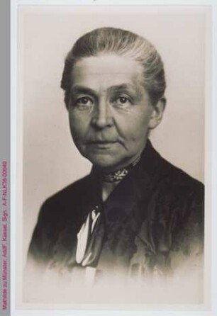 Porträt von Mathilde zu Münster