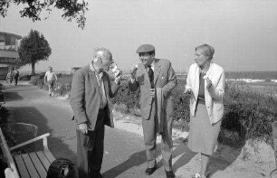 Scharbeutz: Ich, Rudi, Lotti, Eis essend