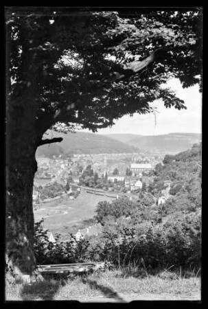 Blick einer Anhöhe der Mühlenstraße stadteinwärts