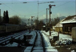 Kirchzarten: Höllentalbahn aus dem Zug; Bahnhof
