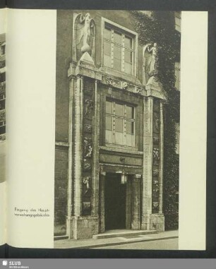 Eingang des Hauptverwaltungsgebäude