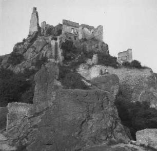 Burgruine Dürnstein : Ruine der ehemaligen Felsenburg Dürnstein.