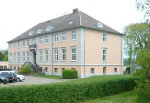 Lübbenow, Uckerland, Dorfstraße 2