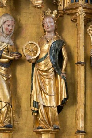 Jakobusaltar — Marienkrönung zwischen Heiligen — Katharina von Alexandrien