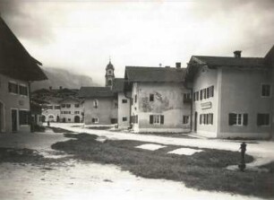 Straße, Mittenwald (Kreis Garmisch-Partenkirchen)