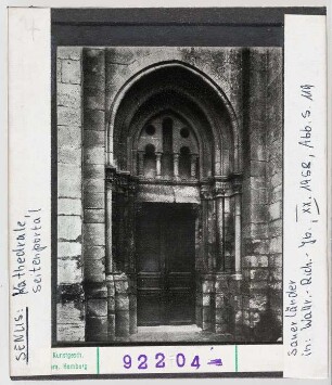 Senlis, Kathedrale: Seitenportal