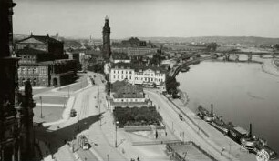 Dresden, Blick vom Turm des Ständehauses über Italienisches Dörfchen, Hotel Bellevue und Fernheizwerk nach Nordwesten