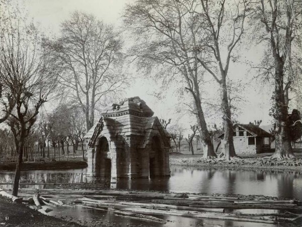 Stone temple