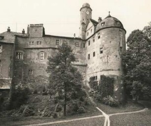 Schloss Hartenstein vom unteren Burghof aus gesehen
