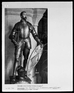 Harnisch des Ritters von Pienzenau, gest. 1577 mit Originalpuppe