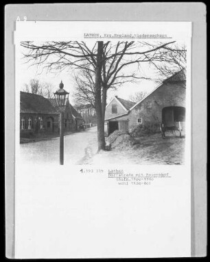 Dorfstraße Bauernhof