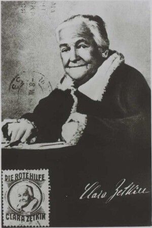 Pädagogische Hochschule "Clara Zetkin" Leipzig. Postkarte zum Clara-Zetkin-Aufgebot der Roten Hilfe 1927