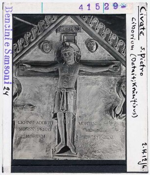 Civate: San Pietro, Ziborium, Kreuzigung Detail: Kruzifixus