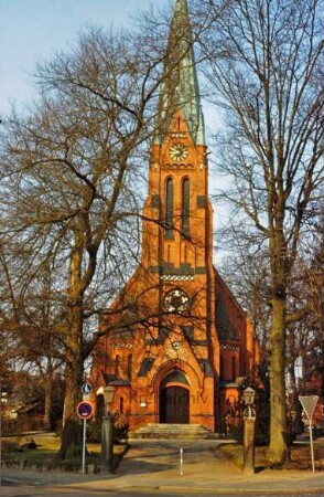 Peter-Paul-Kirche: Westfassade