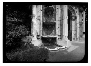 Potsdam. Park Sanssouci. Neptungrotte (1751-1757; G. W. Knobelsdorff, Erneuerung 1841 und 1898 / 1754-1760; J. P. Benkert). Außenansicht