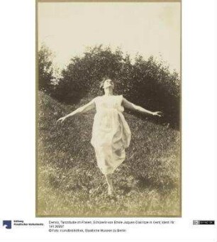 Tanzstudie im Freien, Schülerin von Emile Jaques-Dalcroze in Genf