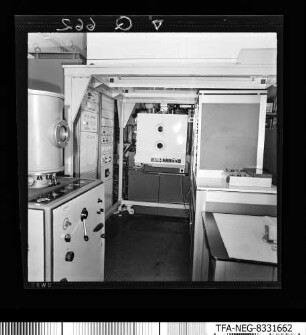 Paf techn. Herstellung, diverse Geräte, Foto 1983