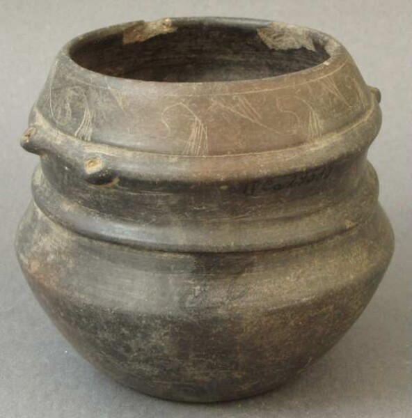 Clay vessel