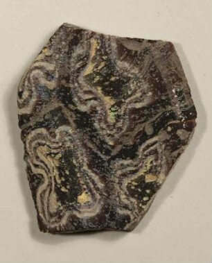 Fragment eines Glasgefäßes