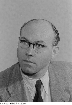 Porträt von Erich Schubert, Kommissarischer Leiter des Messeamts