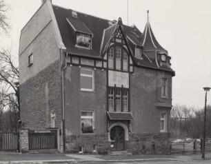 Mylau, Wohnhaus : Mylau. Wohnhaus (1906), Ernst-Thälmann-Straße 42. Straßenansicht