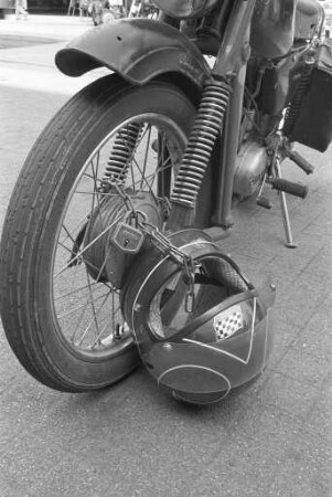 Sturzhelmpflicht für Motorradfahrer