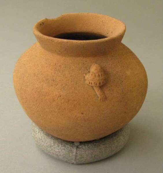 Clay vessel