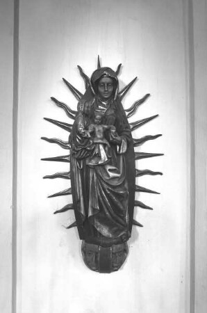 Madonna im Strahlenkranz
