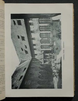 Städtisches Archiv. (Hofansicht.)